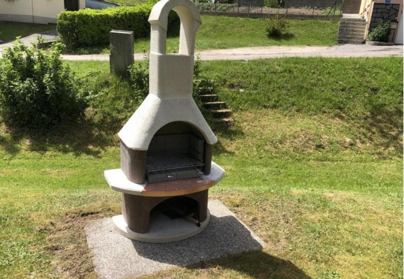 L'Oursblanc Chalet En Rondins لابْريسْ المظهر الخارجي الصورة