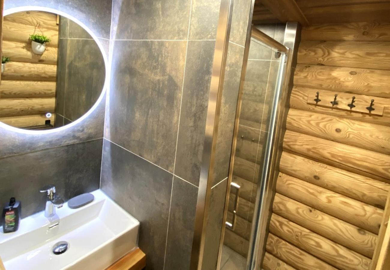L'Oursblanc Chalet En Rondins لابْريسْ المظهر الخارجي الصورة