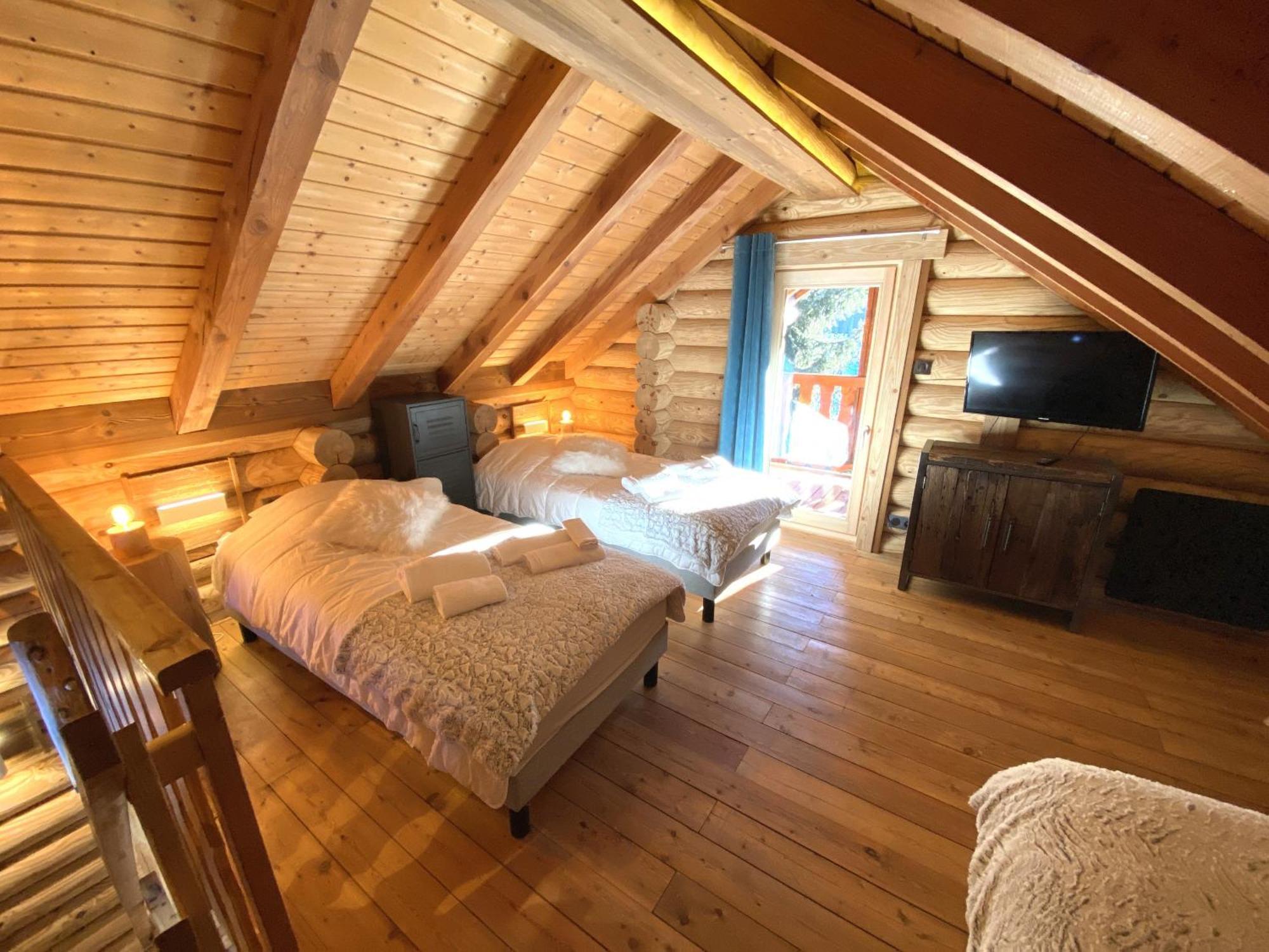 L'Oursblanc Chalet En Rondins لابْريسْ المظهر الخارجي الصورة
