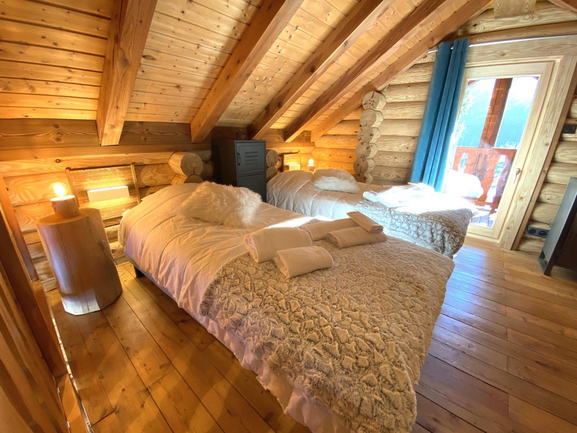 L'Oursblanc Chalet En Rondins لابْريسْ المظهر الخارجي الصورة
