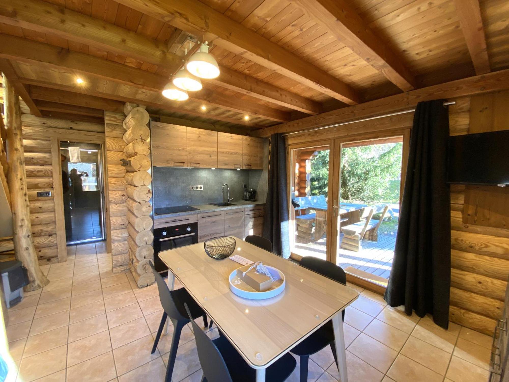 L'Oursblanc Chalet En Rondins لابْريسْ المظهر الخارجي الصورة